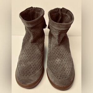 Isabel Marant Gray Suede laser cut wedge Booties 37